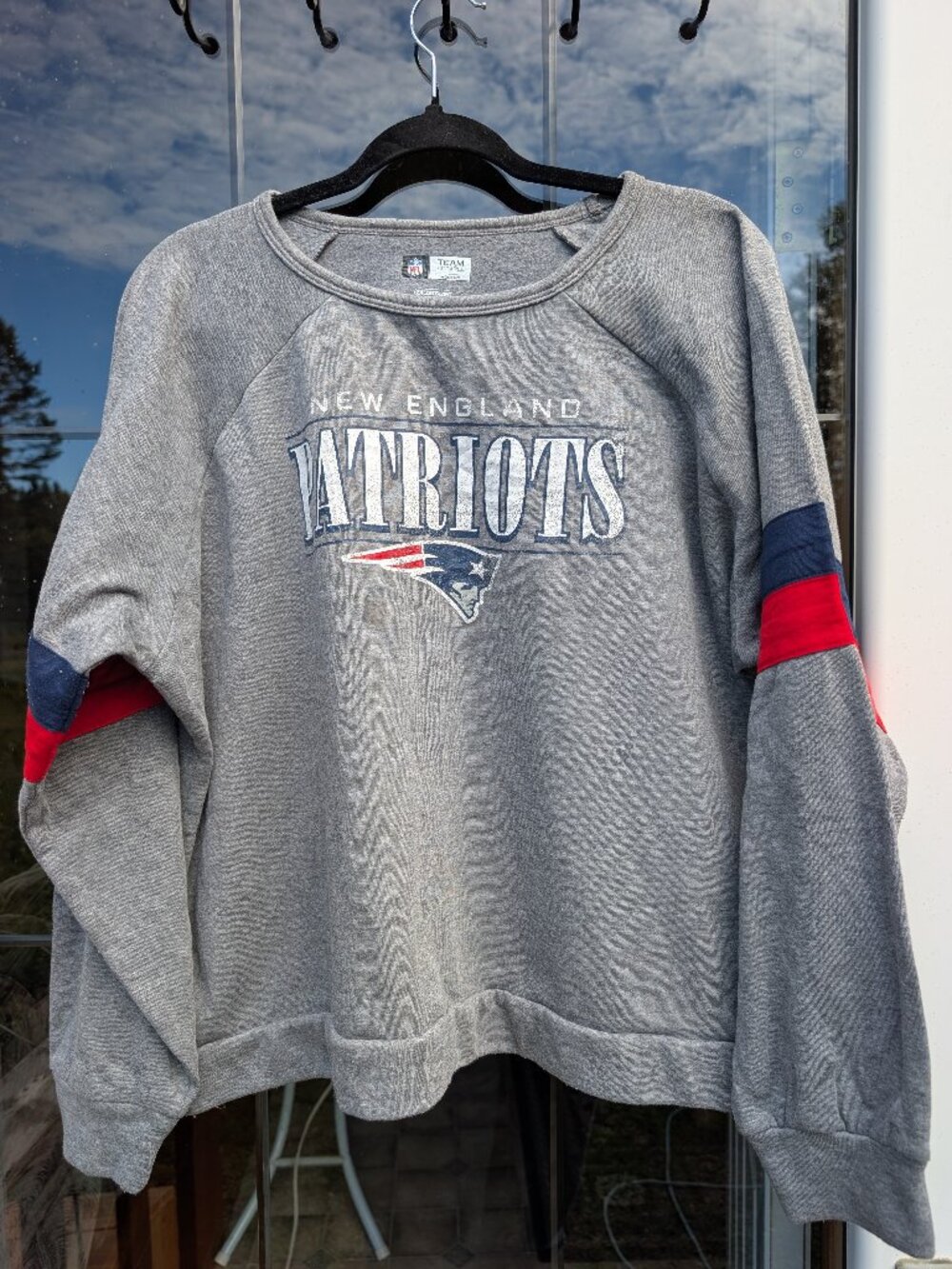 new england patriots official crew neck sweater